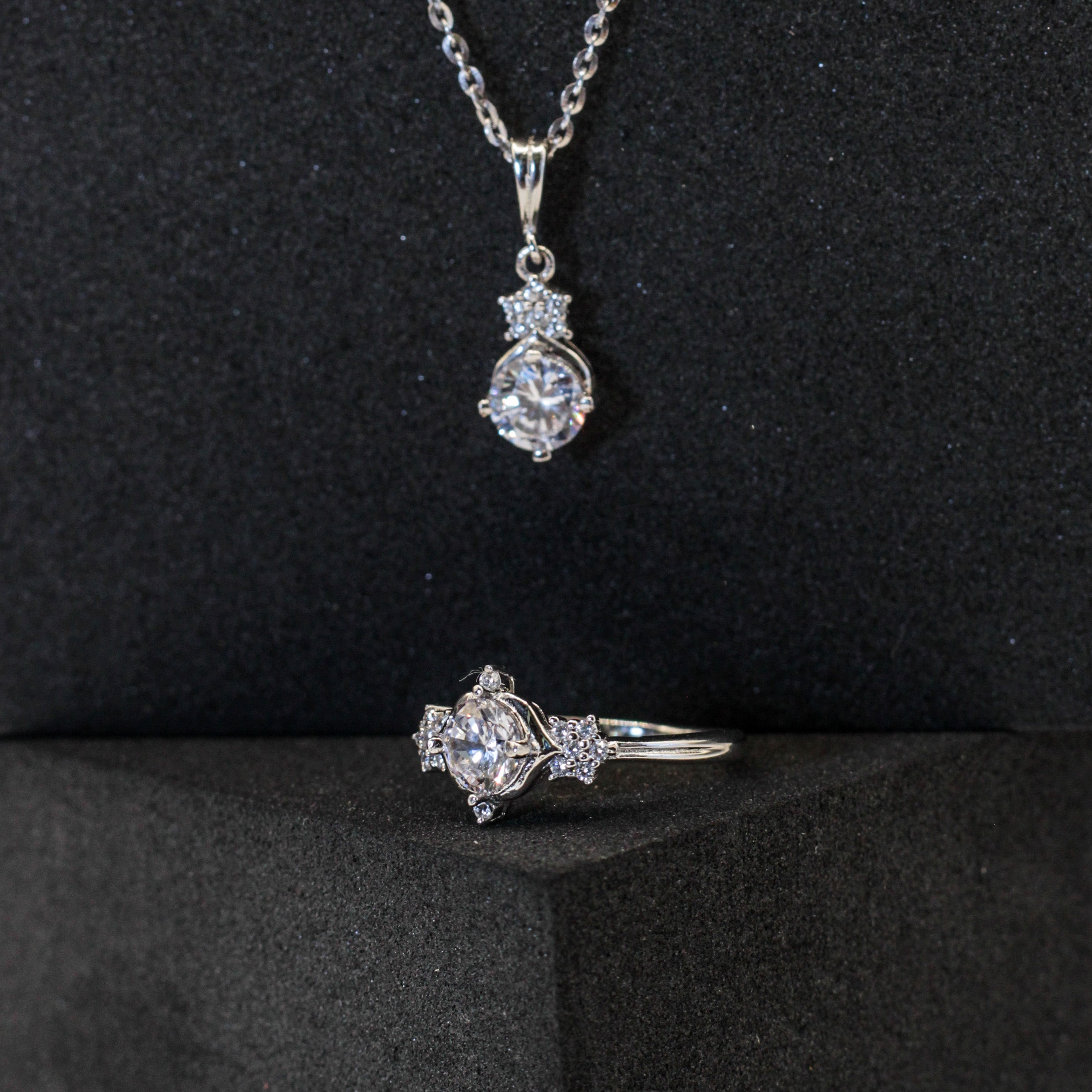Simple Stone Set