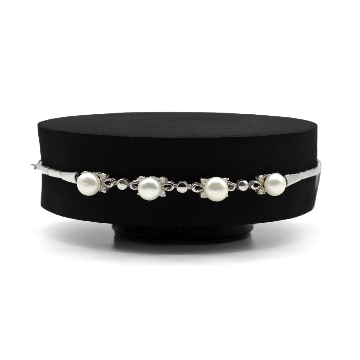 White Pearl Silver Bracelet