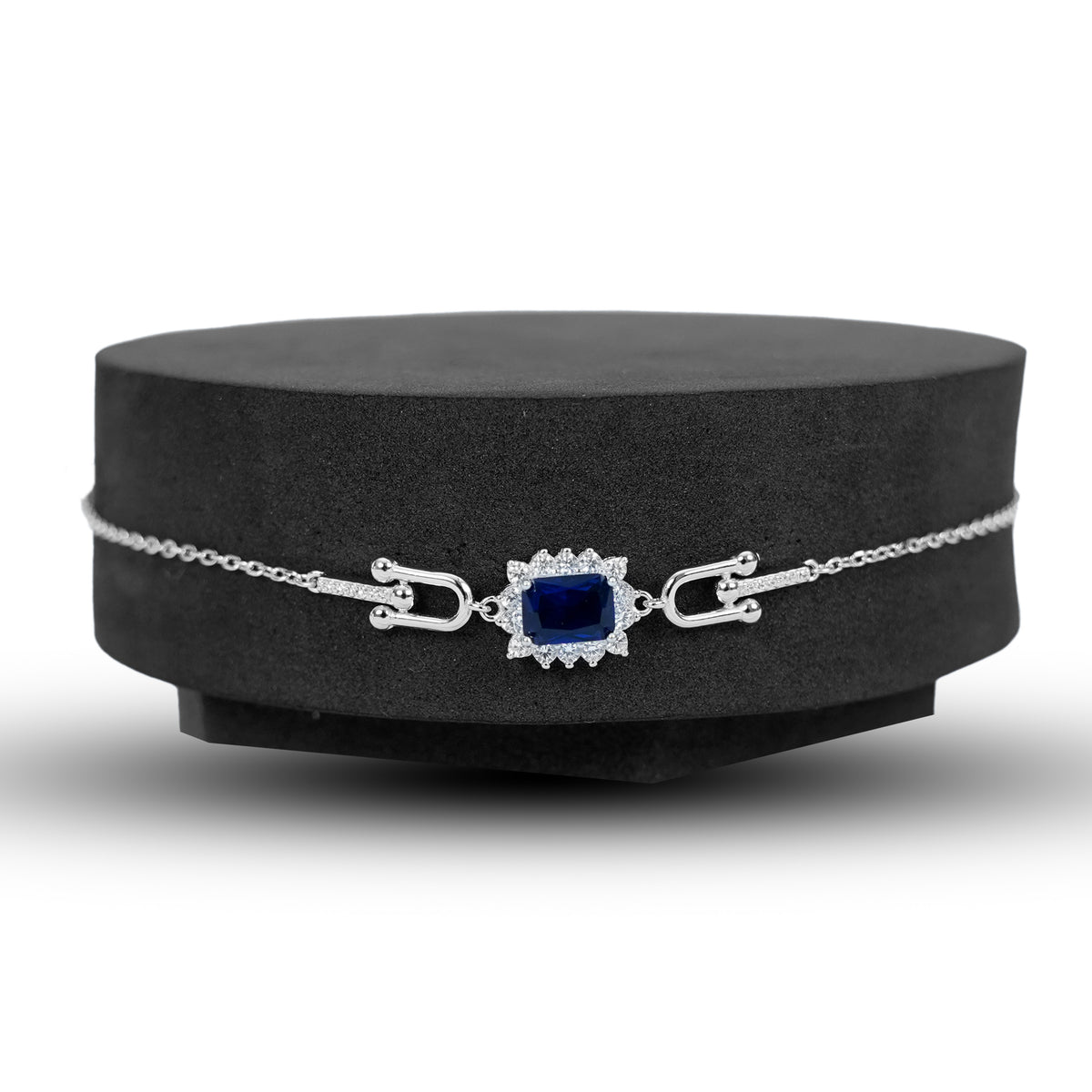 Single Royal Blue Color Stone