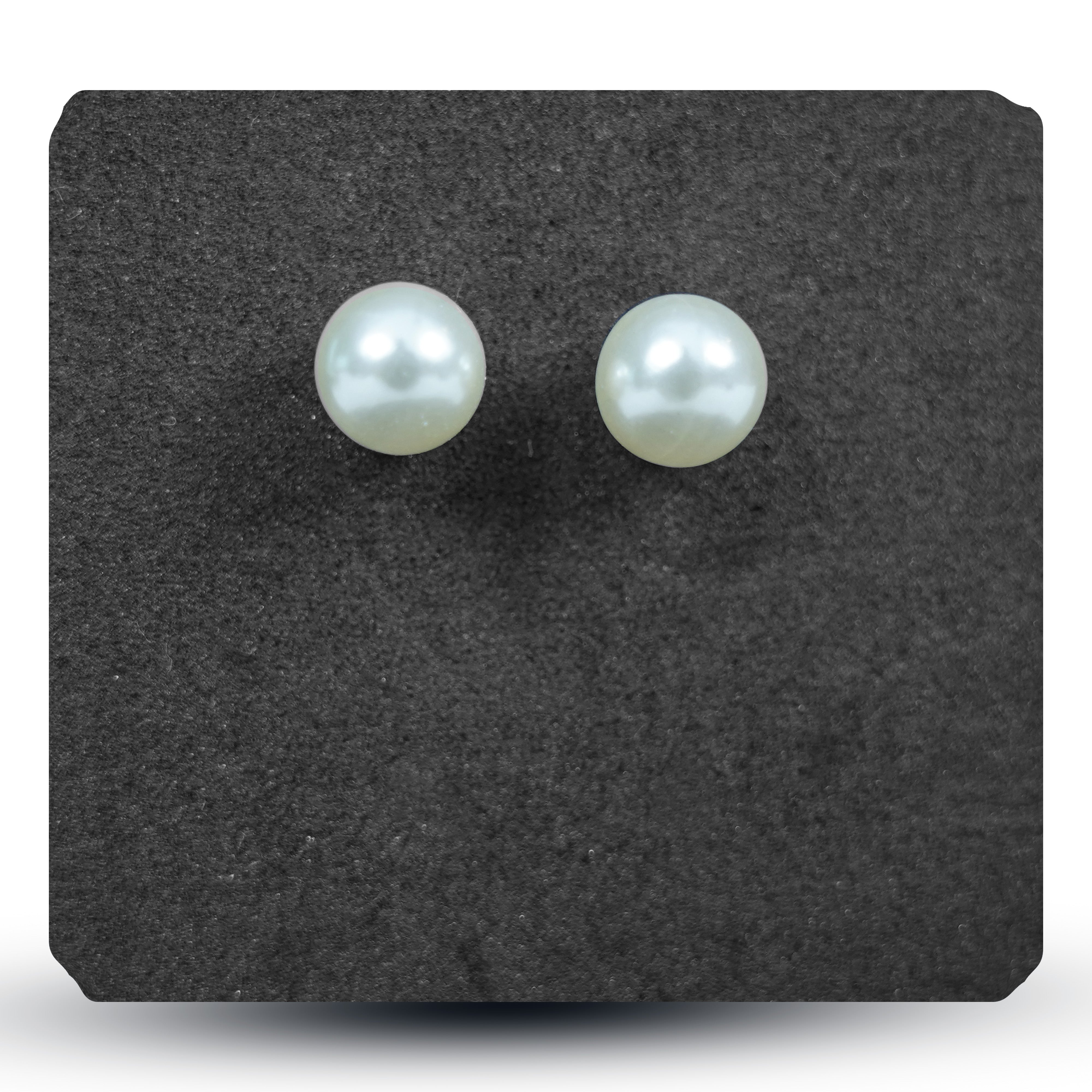 Pearl Studs