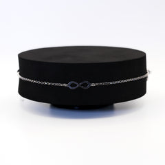 Silver bracelet with infinity 