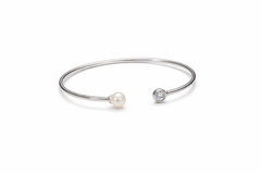 Minimal Pearl Bangle