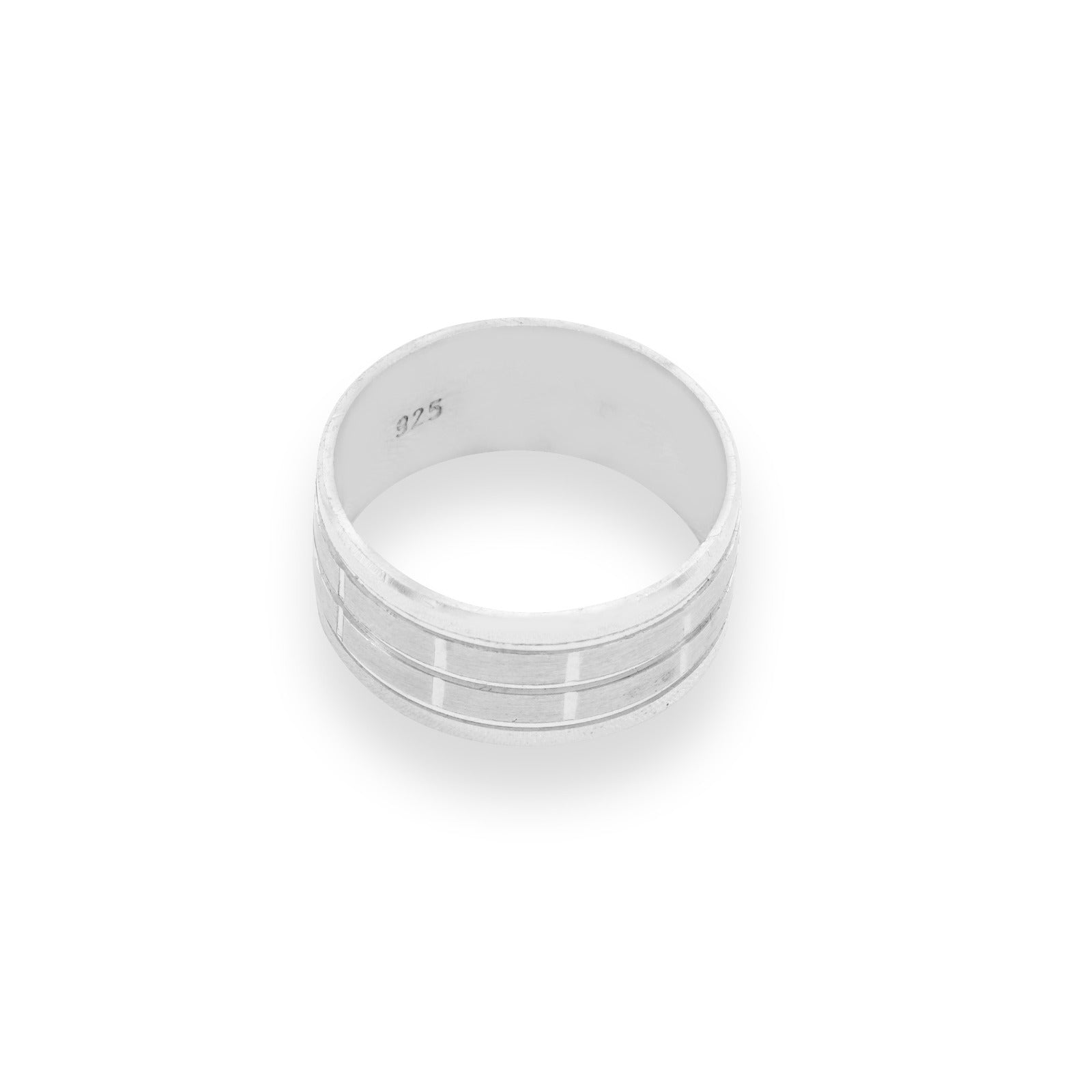 Band Ring With Engraved Stripes