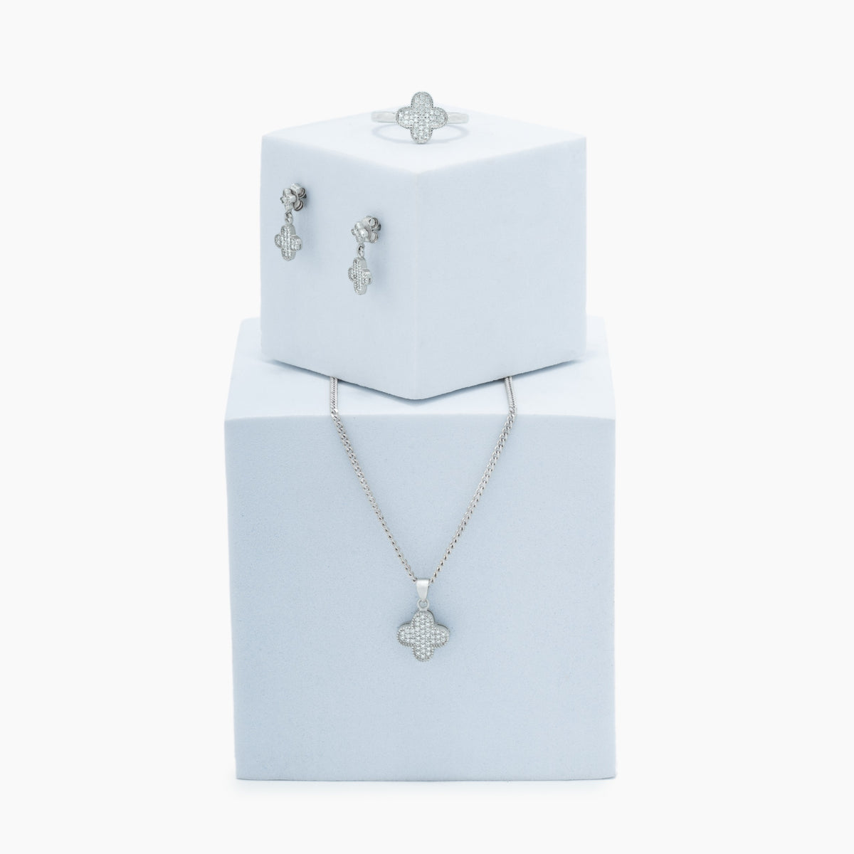 Clover Silver Set