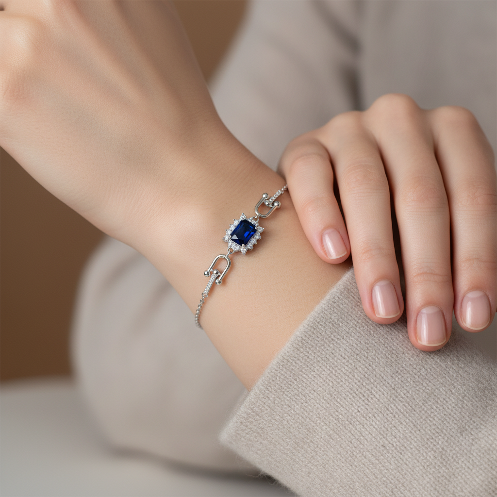 Single Royal Blue Color Stone