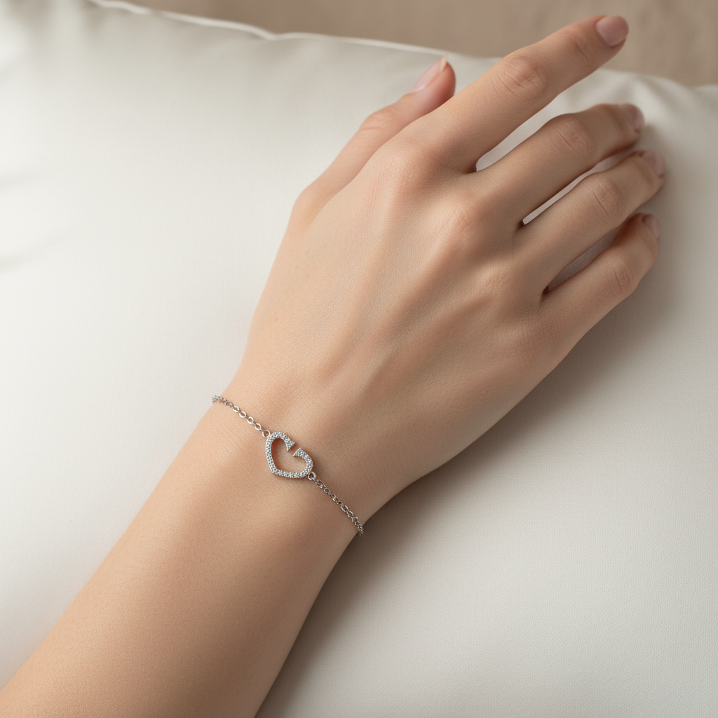 Single open-Heart Bracelet