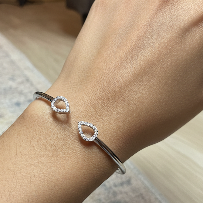 Tear Drop Bangle