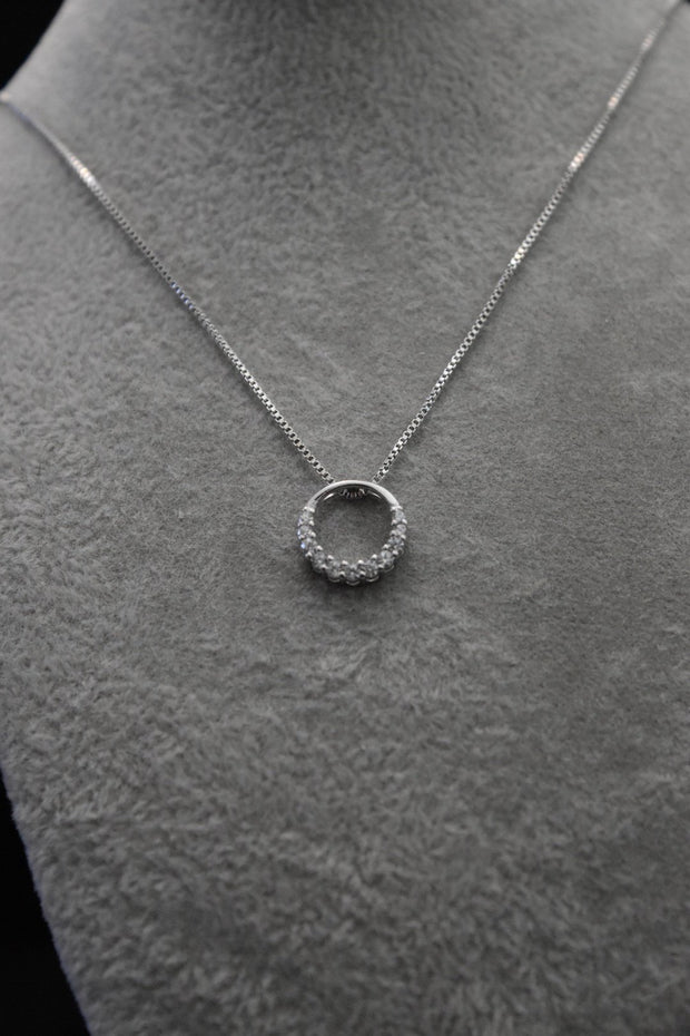 Circle Pendant Necklace with Zircon