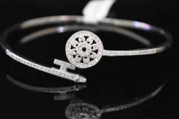 Mandala Open and Size Adjustable Bangle