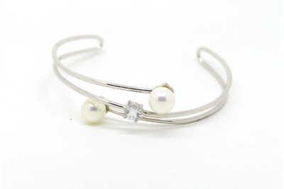 Pearl Open and Adjustable Bangle