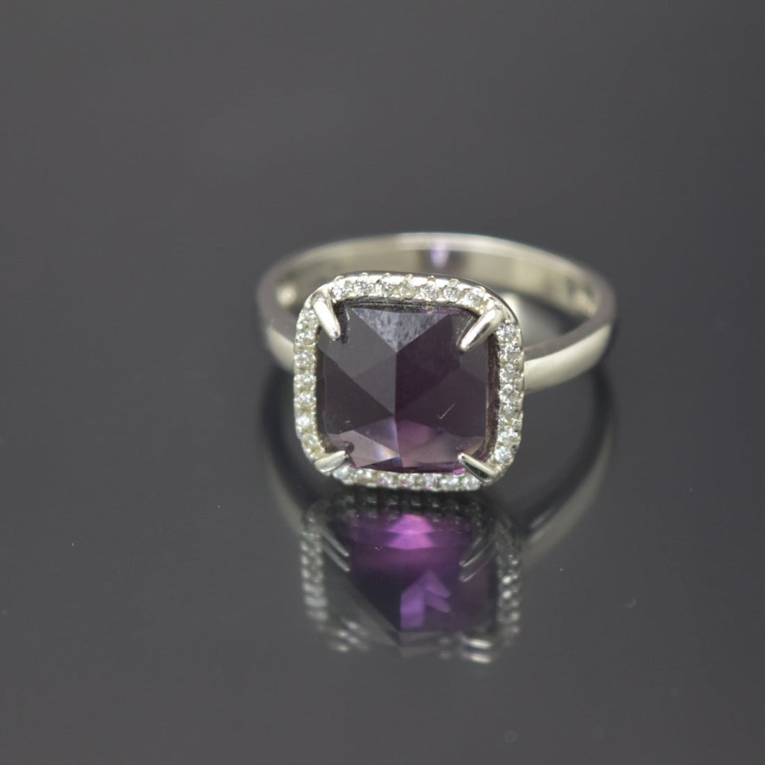 Purple Square Zircon Ring