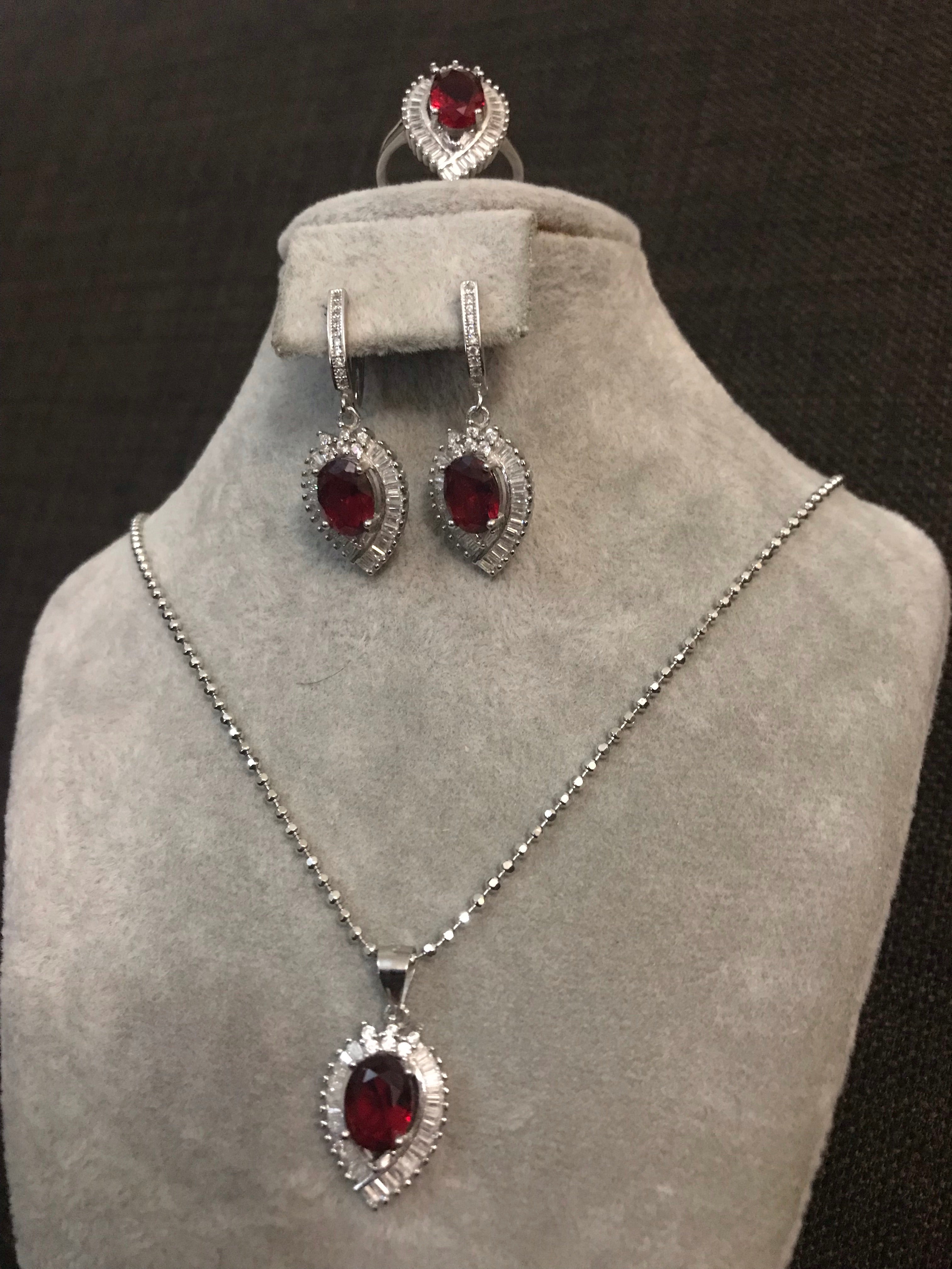 Red Stone Leaf Set